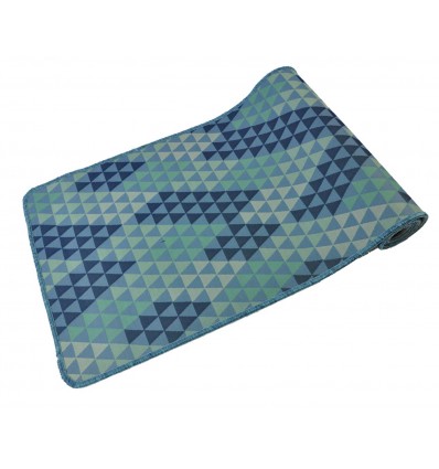 Triangoli Liscio 50 cm wide kitchen rug.